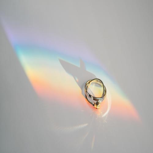 Sparkling Dual-Tone Diamond Engagement Ring - Image 3